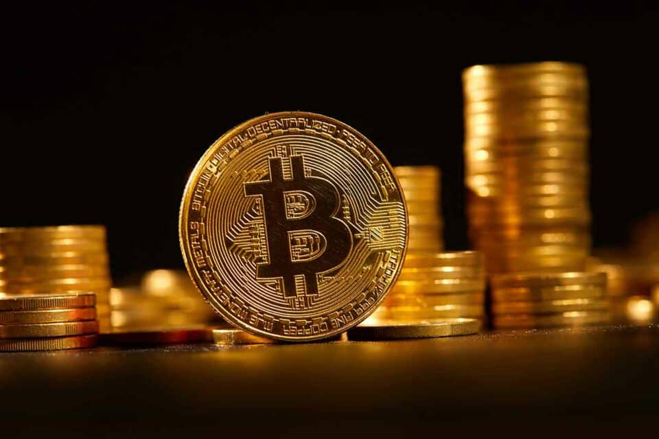Bitcoin Münzen in Stapeln