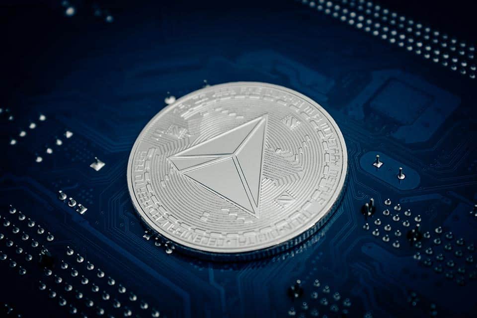 Cardano fliegt aus den Top-10: Tron mit Outperformance