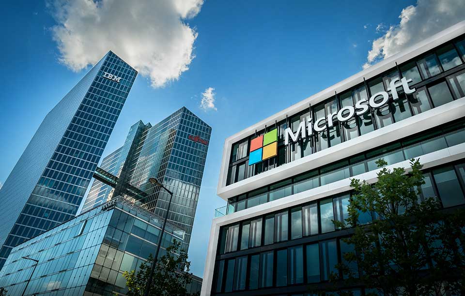 Microsoft-Aktion-re-sollen-gegen-Bitcoin-Investment-stimmen