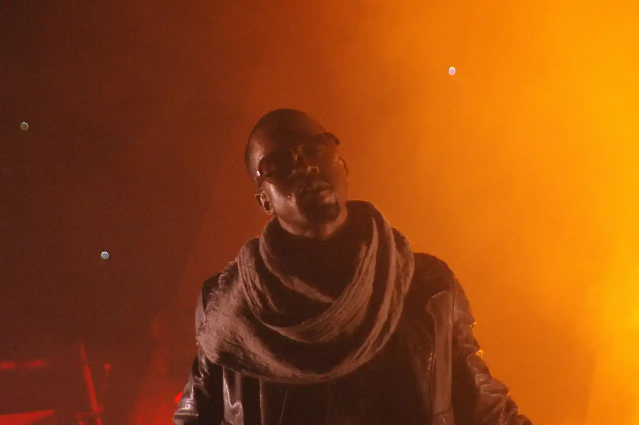YZY-Money-Kanye-West-sorgt-mit-Memecoin-f-r-Wirbel-auf-Solana